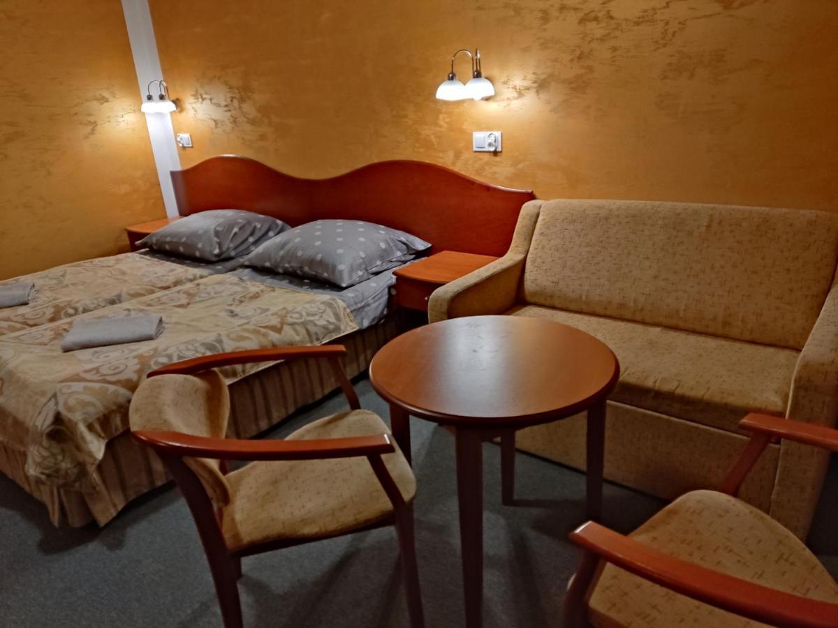 Agroturystyka Kameralna93 Ochaby Extérieur photo